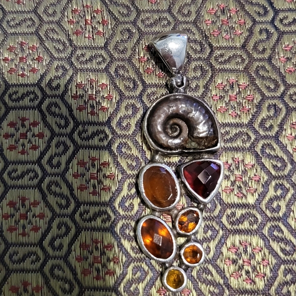 Sterling Silver Citrine and ammonium pendant - Picture 2 of 4